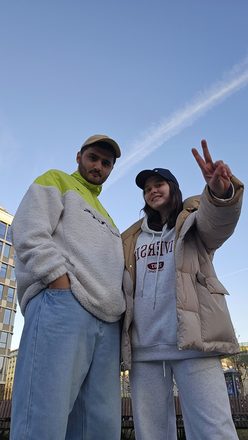 Анис и Лиза в городе